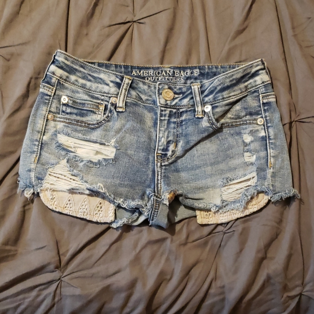 AMERICAN EAGLE SUPER STRETCH DENIM SHORTS
